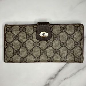 Authentic Gucci Vintage double side leather monogram wallet